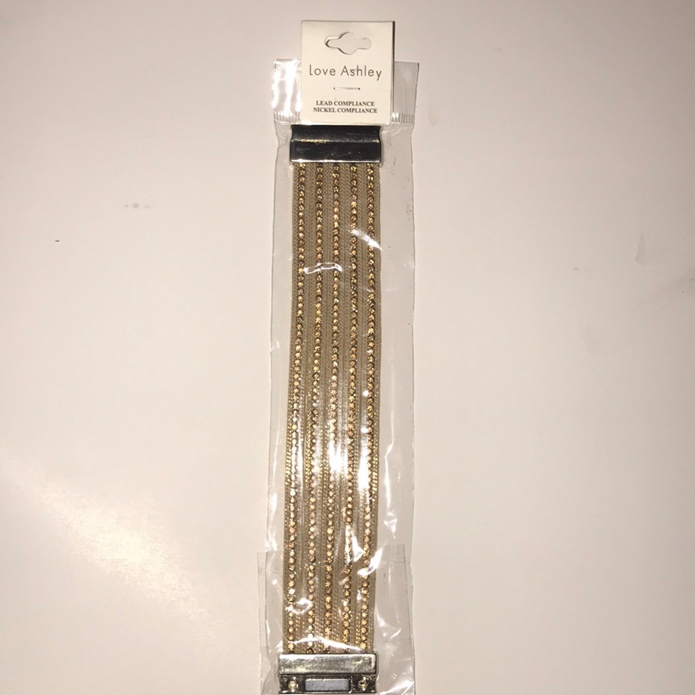 Bracelet